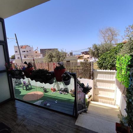 Family Master Apartment Nahariya Luaran gambar