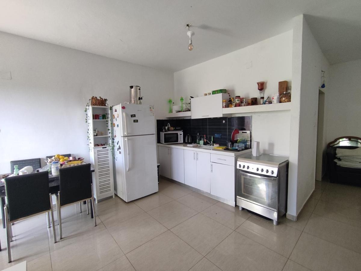 Family Master Apartment Nahariya Luaran gambar